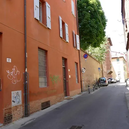 Griffoni *
